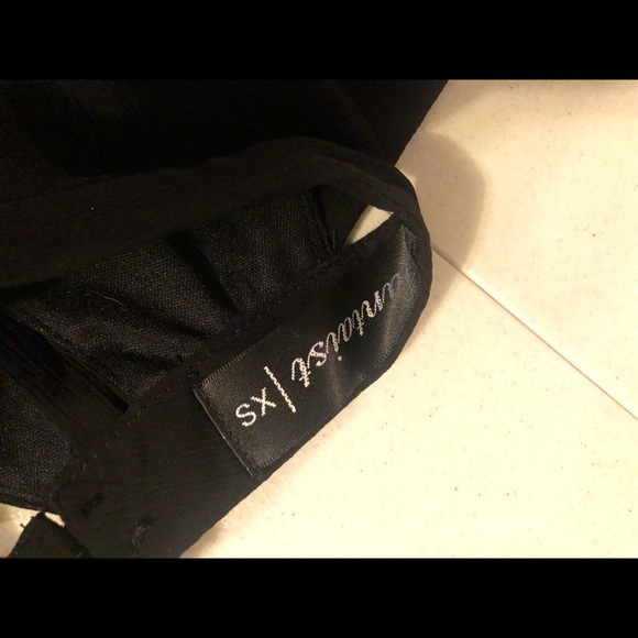 Black Amazon Dress - Picture 4 of 4